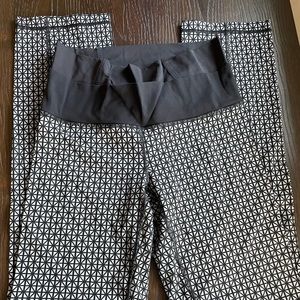 Lululemon long pants, size 6, EUC